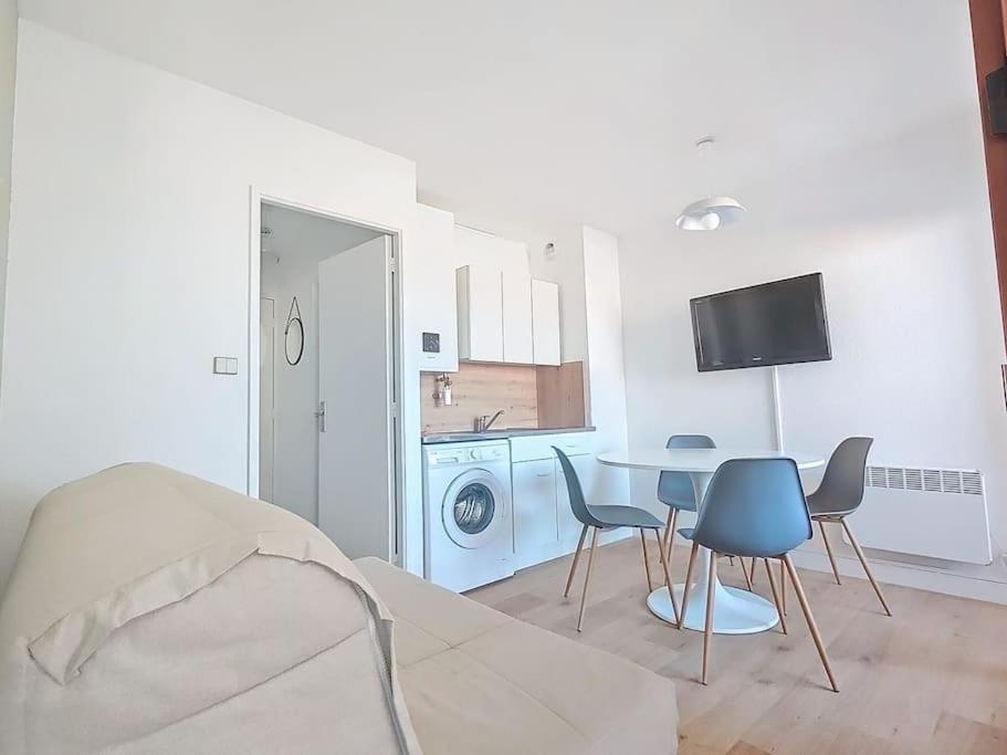 T2 Vue Mer Acces Direct Plage Le Barcares Exterior photo